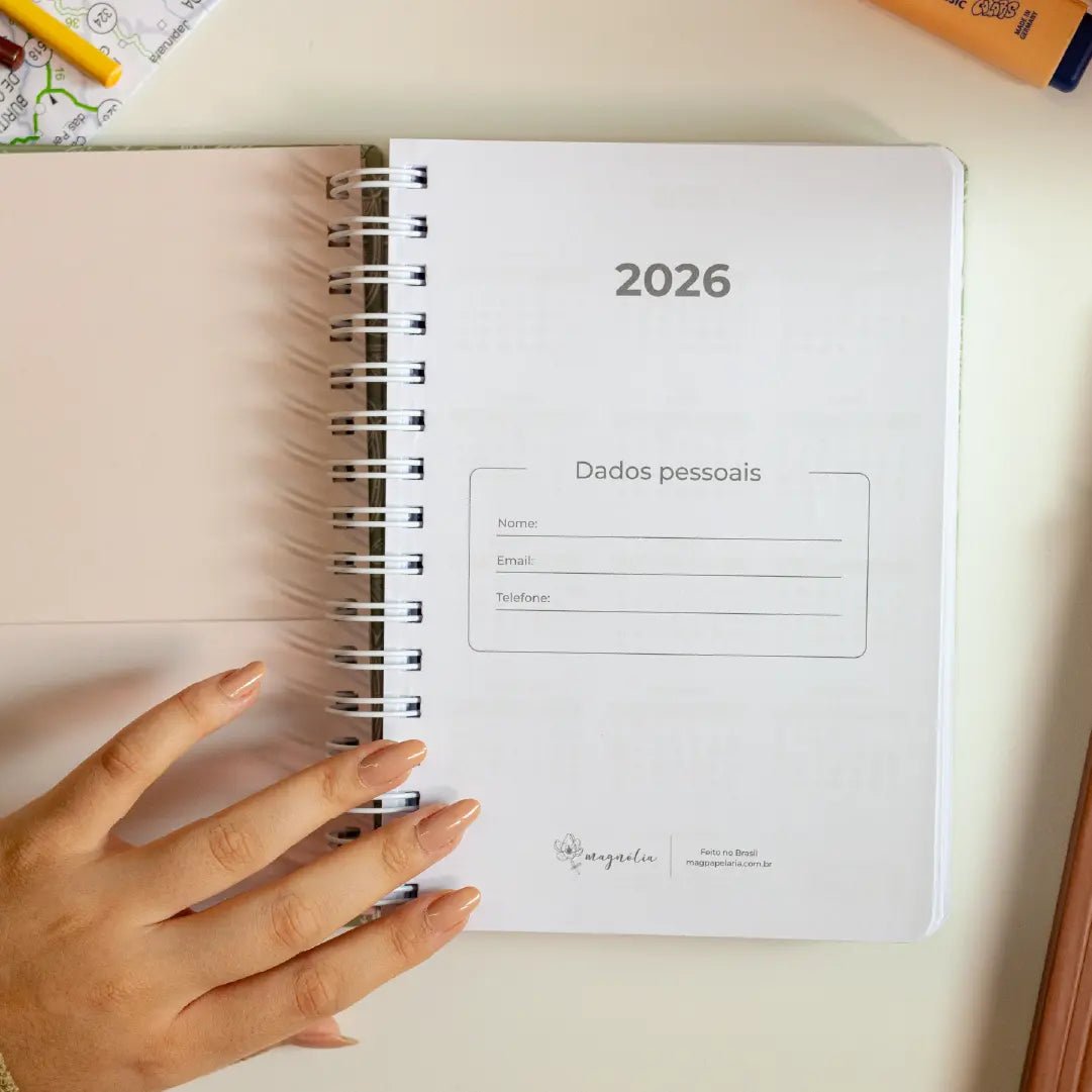 PLANNER DIARIO 2026 MAGNOLIA BOHO BOTANIC MARROM - Magnolia Iguatemi Esplanada