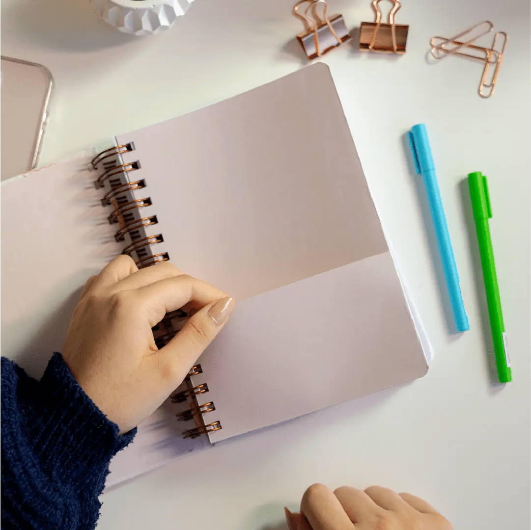 PLANNER DIARIO 2026 MAGNOLIA MON AMOUR LIBERTY GOLD - Magnolia Iguatemi Esplanada